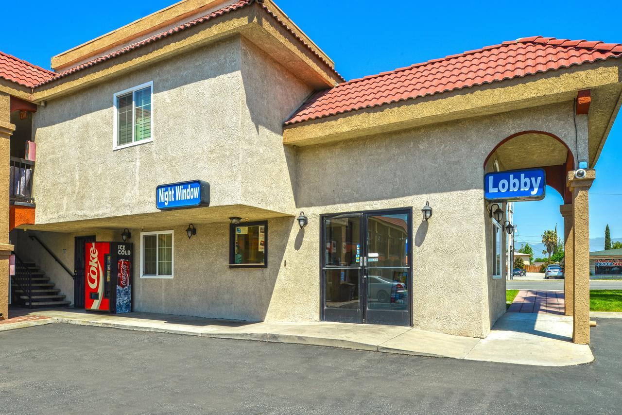 Americas Best Value Inn-Rialto Exterior foto